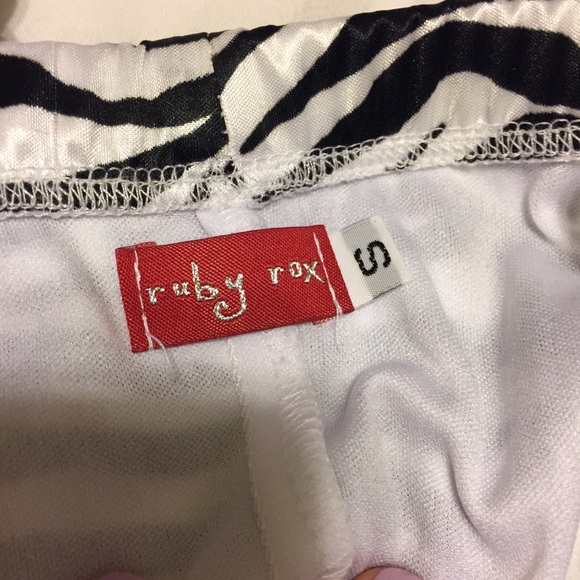 Zebra print homecoming dress - Picture 4 of 4